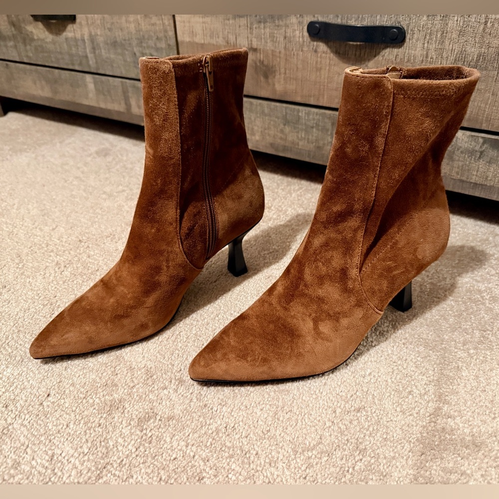 Madewell Kitten Heel Brown Suede Ankle Boots